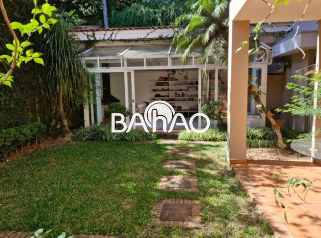 Casa com 4 quartos e 532 m² em Vila Guilhermina, Praia Grande