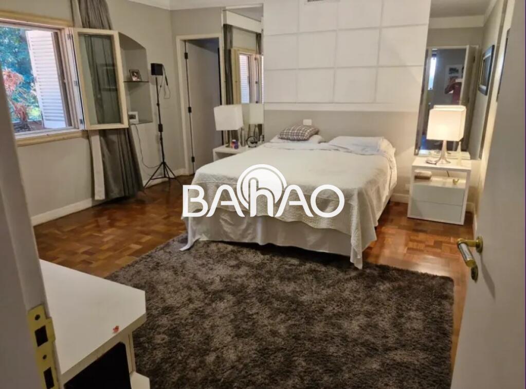 Casa com 4 quartos e 532 m² em Vila Guilhermina, Praia Grande