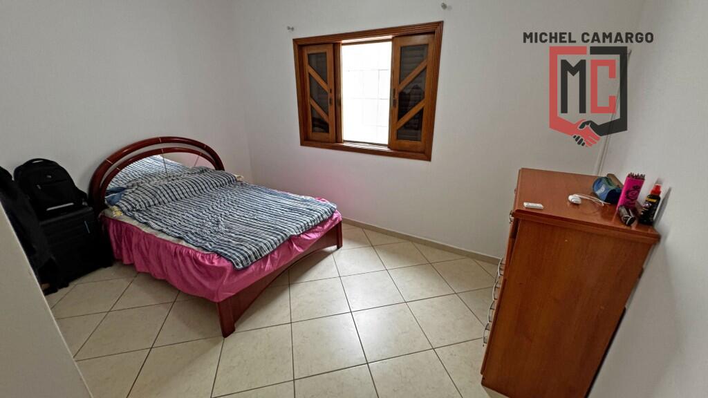 Casa com 4 quartos e 158 m² em Ocian, Praia Grande