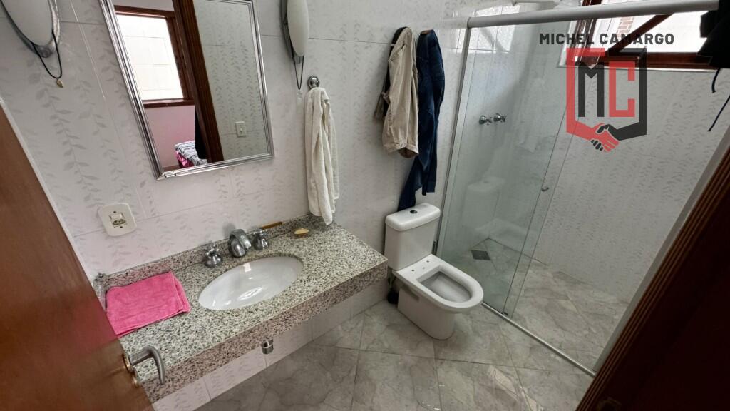Casa com 4 quartos e 158 m² em Ocian, Praia Grande