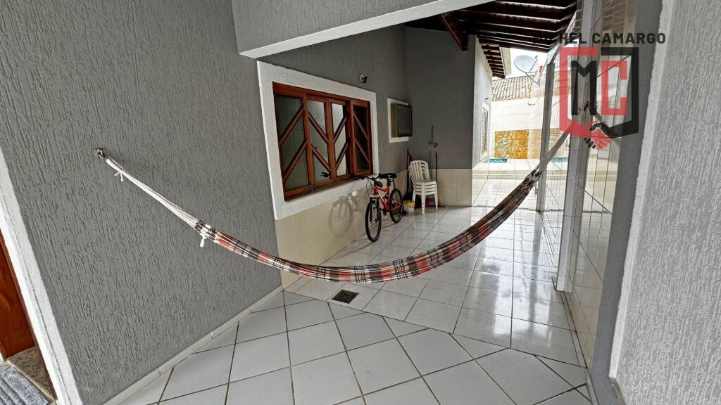 Casa com 4 quartos e 158 m² em Ocian, Praia Grande