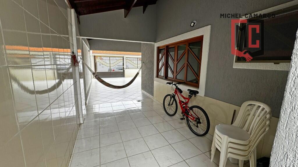 Casa com 4 quartos e 158 m² em Ocian, Praia Grande