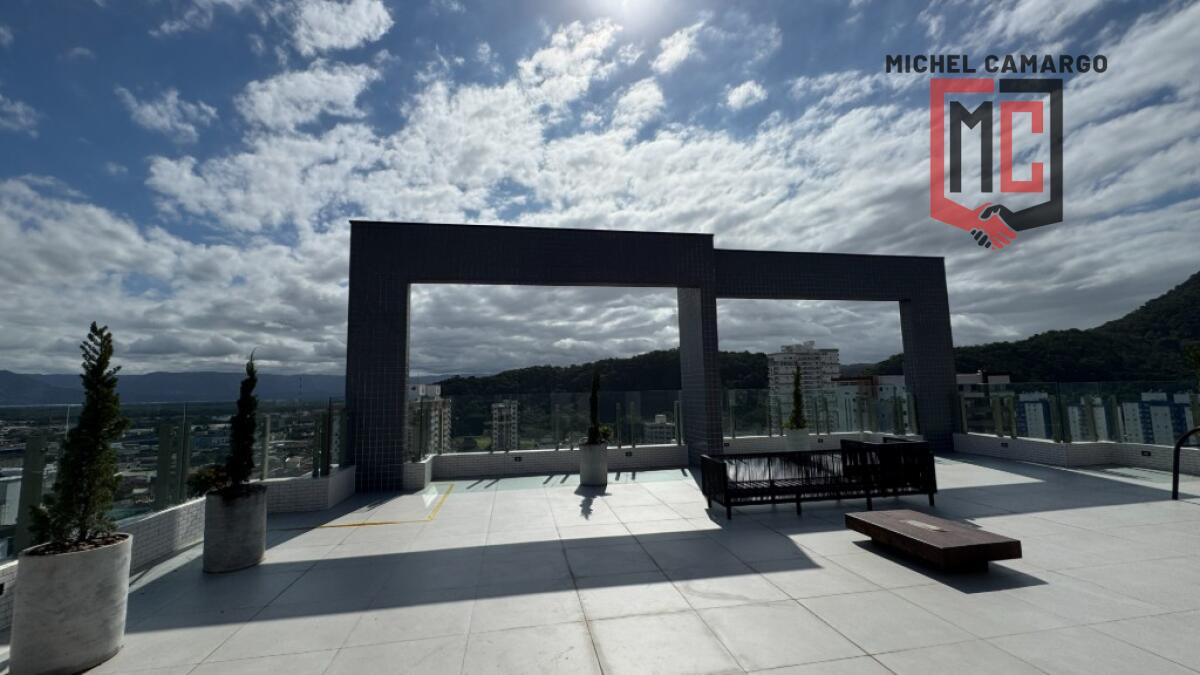 Apartamento com 2 quartos e 77 m² em Ocian, Praia Grande
