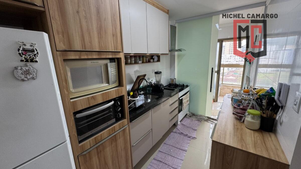 Apartamento com 2 quartos e 77 m² em Ocian, Praia Grande