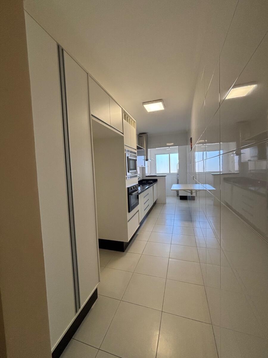Apartamento com 2 quartos e 80 m² em Vila Guilhermina, Praia Grande