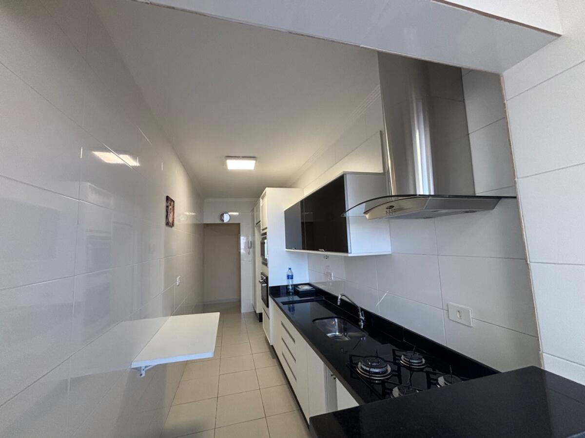 Apartamento com 2 quartos e 80 m² em Vila Guilhermina, Praia Grande