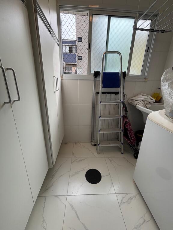 Apartamento com 2 quartos e 90 m² em Vila Guilhermina, Praia Grande