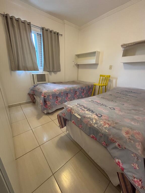 Apartamento com 2 quartos e 90 m² em Vila Guilhermina, Praia Grande