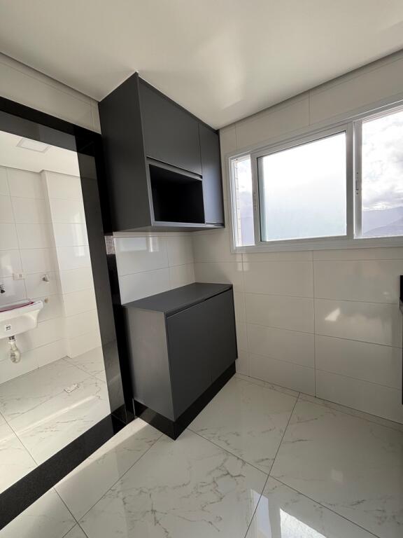 Apartamento com 2 quartos e 89 m² em Vila Caiçara, Praia Grande