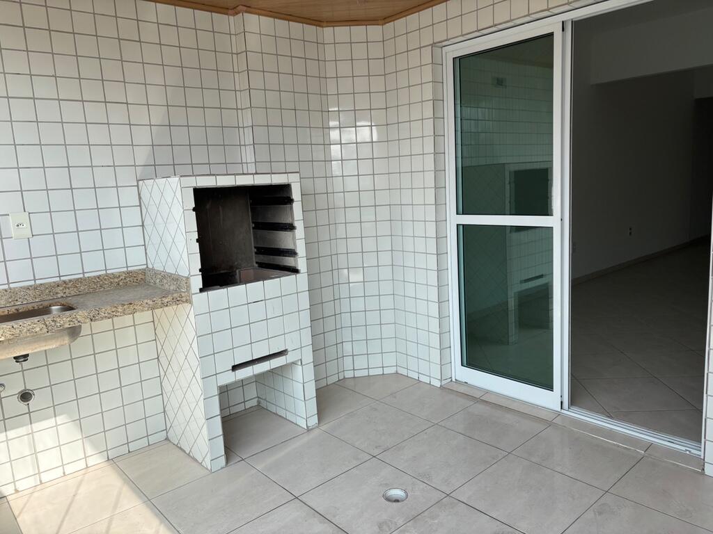 Apartamento com 3 quartos e 118 m² em Vila Guilhermina, Praia Grande