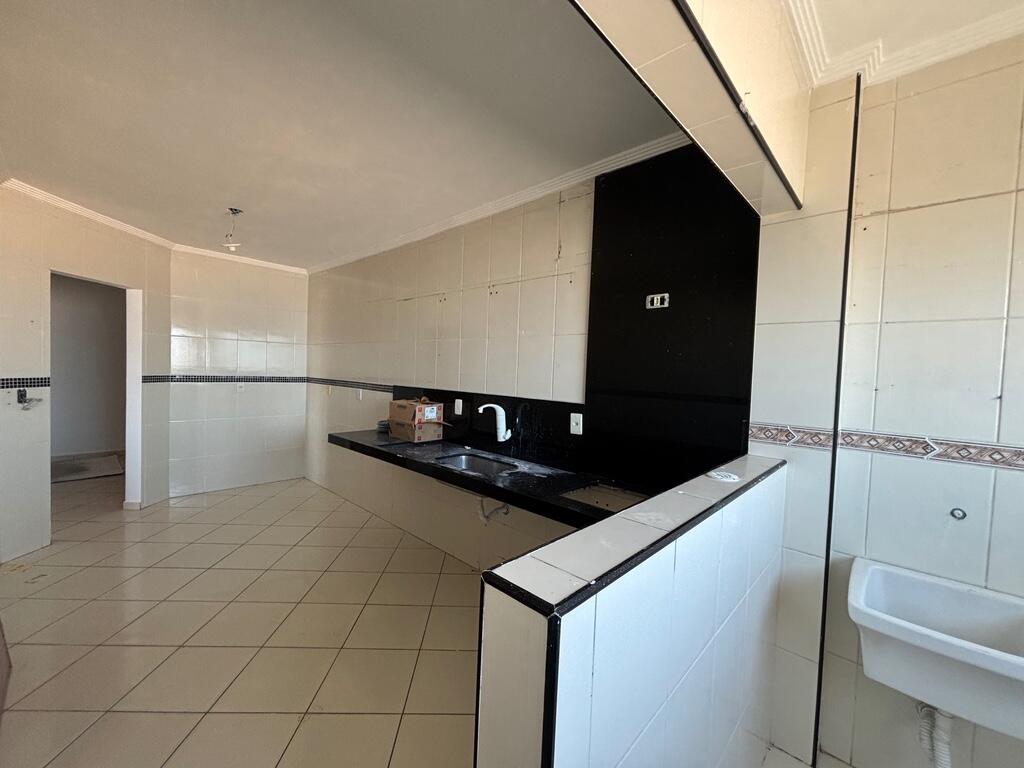 Apartamento com 2 quartos e 108 m² em Vila Guilhermina, Praia Grande