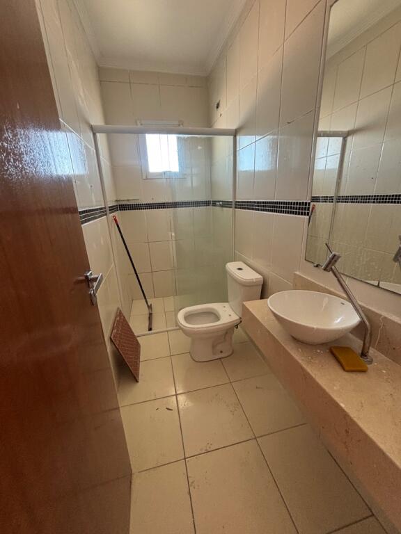 Apartamento com 2 quartos e 108 m² em Vila Guilhermina, Praia Grande