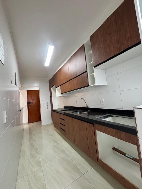 Apartamento com 2 quartos e 113 m² em Vila Guilhermina, Praia Grande