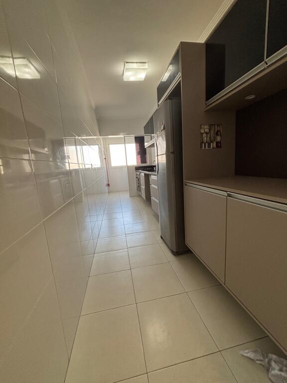 Apartamento com 2 quartos e 75 m² em Vila Guilhermina, Praia Grande