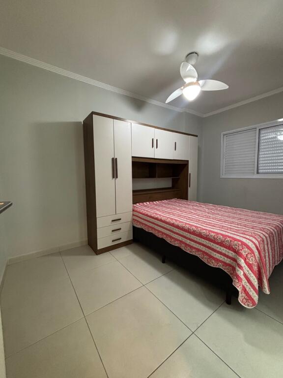 Apartamento com 2 quartos e 75 m² em Vila Guilhermina, Praia Grande