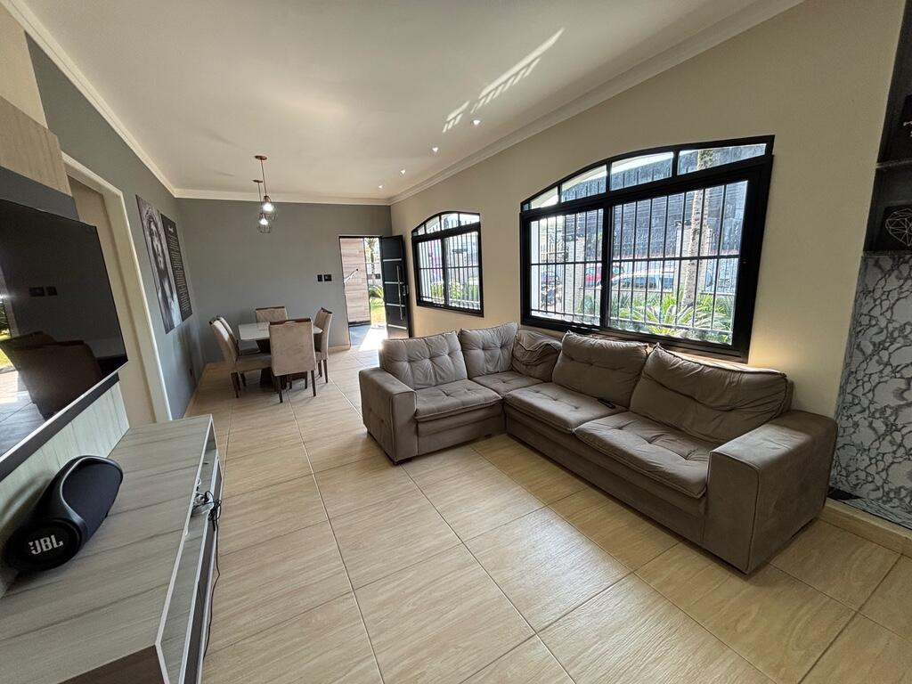 Casa com 4 quartos e 220 m² em Flórida, Praia Grande