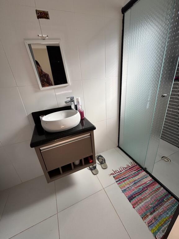 Casa com 4 quartos e 220 m² em Flórida, Praia Grande