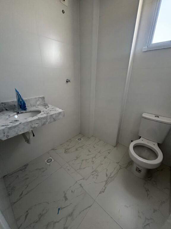 Apartamento com 2 quartos e 73 m² em Jardim Imperador, Praia Grande