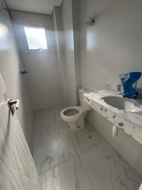 Apartamento com 2 quartos e 73 m² em Jardim Imperador, Praia Grande