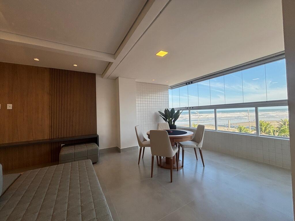Apartamento com 2 quartos e 73 m² em Jardim Imperador, Praia Grande