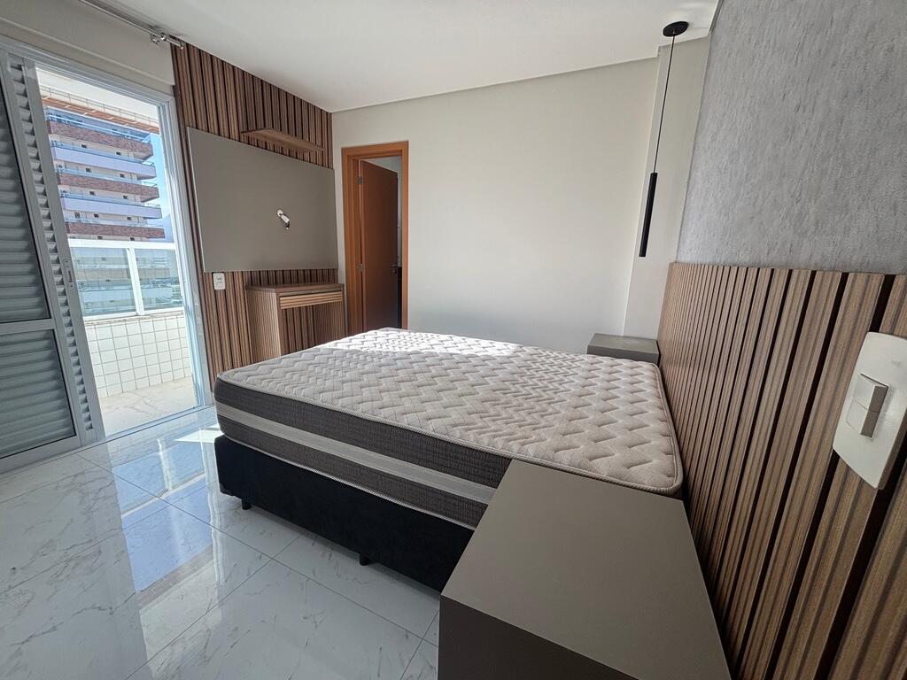 Apartamento com 3 quartos e 182 m² em Vila Caiçara, Praia Grande