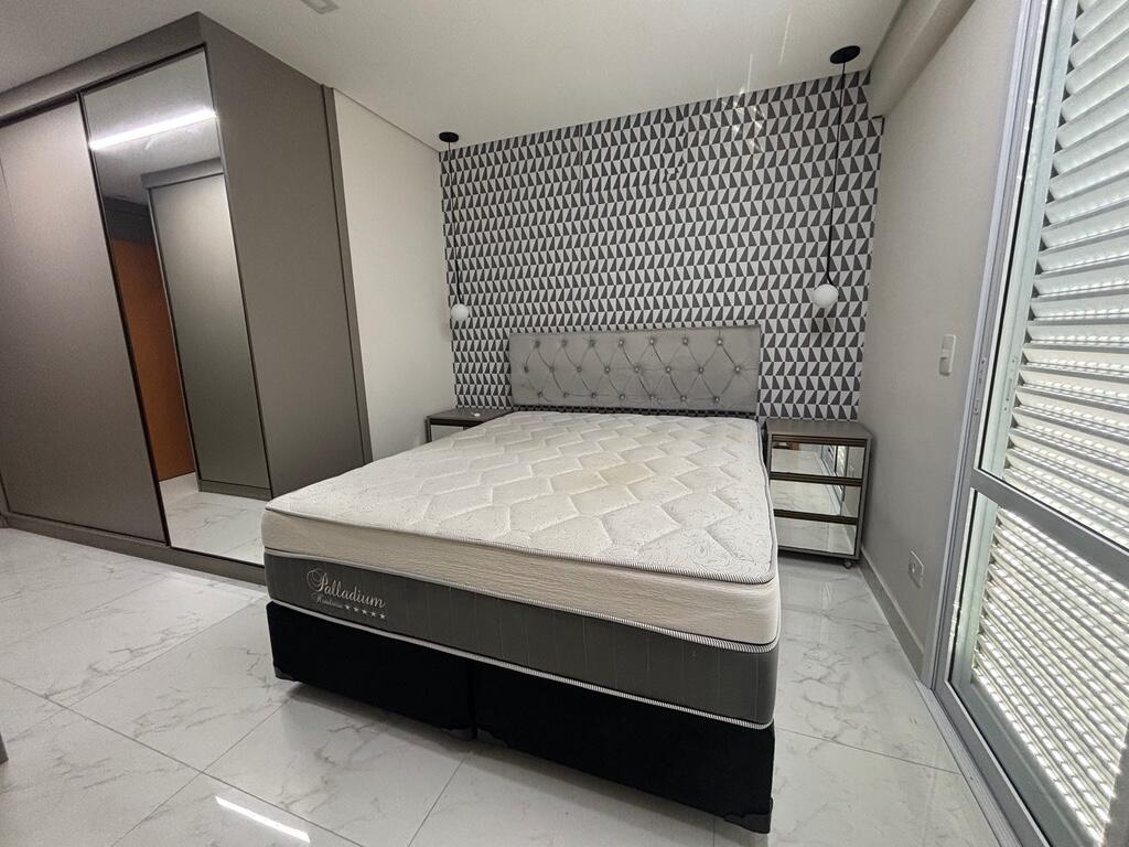 Apartamento com 3 quartos e 182 m² em Vila Caiçara, Praia Grande