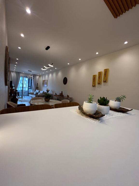 Apartamento com 2 quartos e 106 m² em Canto Do Forte, Praia Grande