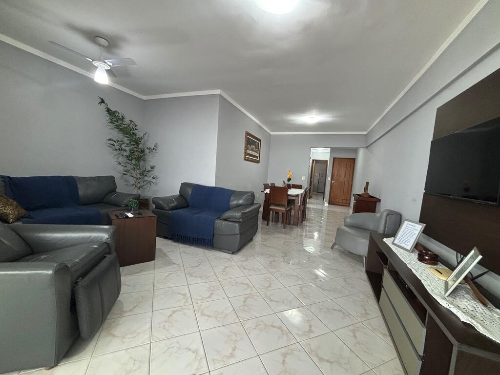 Apartamento com 3 quartos e 145 m² em Vila Guilhermina, Praia Grande