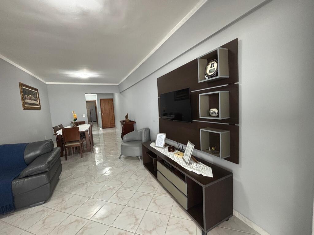 Apartamento com 3 quartos e 145 m² em Vila Guilhermina, Praia Grande