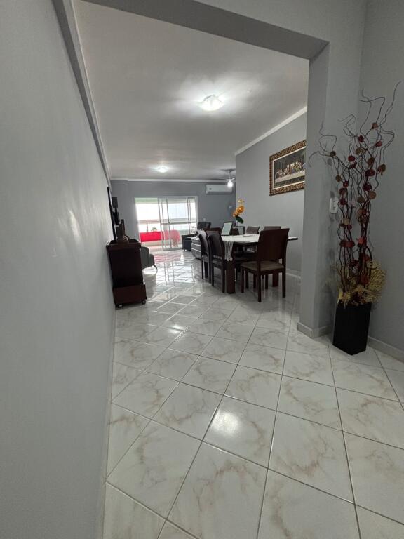 Apartamento com 3 quartos e 145 m² em Vila Guilhermina, Praia Grande
