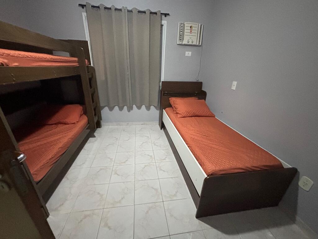 Apartamento com 3 quartos e 145 m² em Vila Guilhermina, Praia Grande