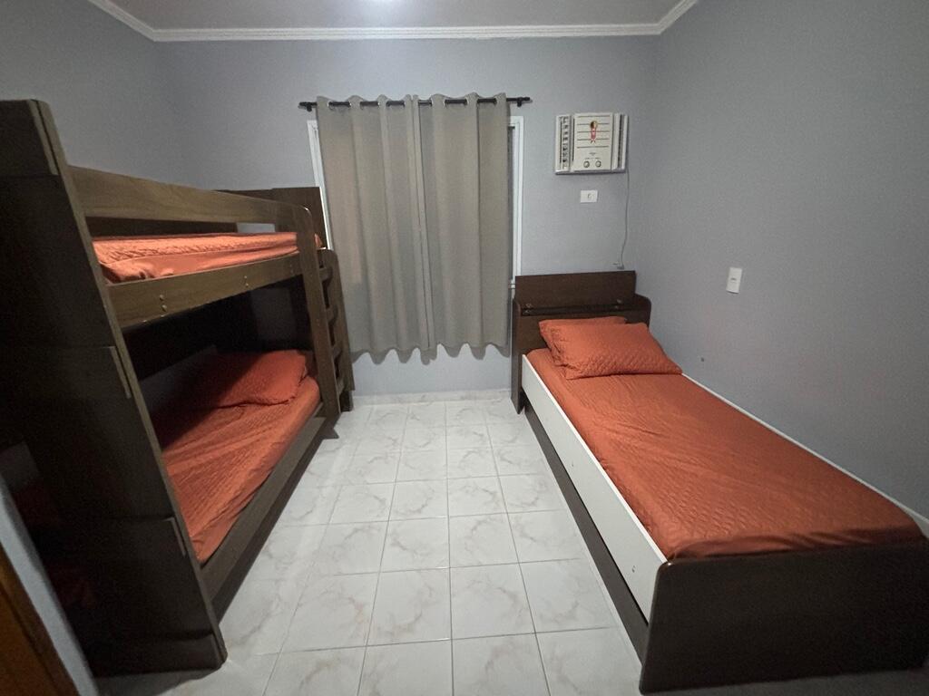 Apartamento com 3 quartos e 145 m² em Vila Guilhermina, Praia Grande