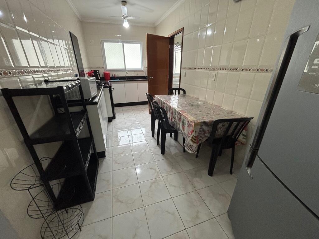 Apartamento com 3 quartos e 145 m² em Vila Guilhermina, Praia Grande