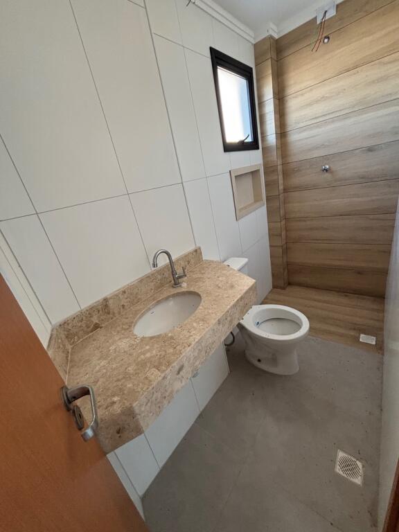 Apartamento com 2 quartos e 66 m² em Maracanã, Praia Grande