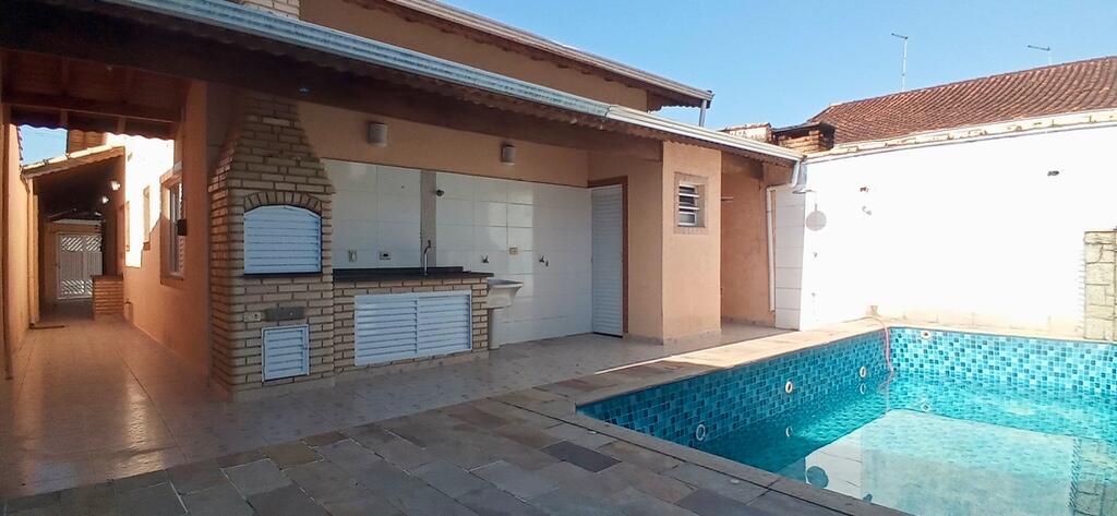 Casa com 3 quartos e 250 m² em Vila Caiçara, Praia Grande