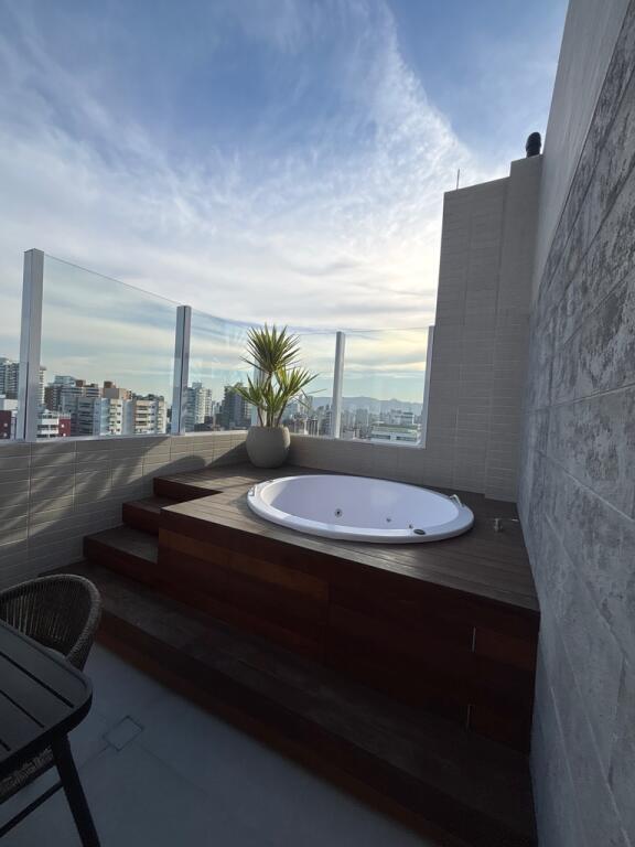 Apartamento com 2 quartos e 73 m² em Canto Do Forte, Praia Grande