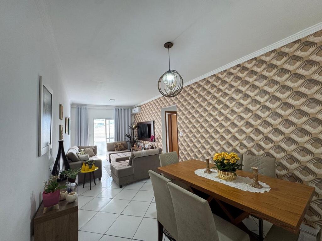 Apartamento com 2 quartos e 73 m² em Vila Guilhermina, Praia Grande
