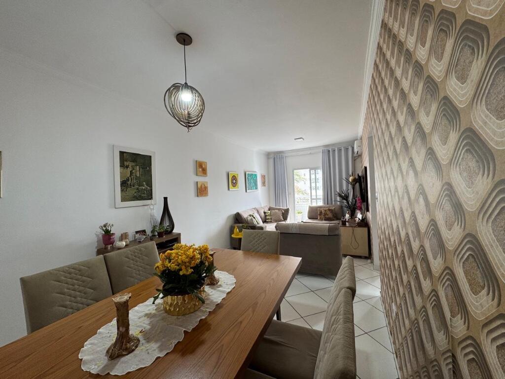 Apartamento com 2 quartos e 73 m² em Vila Guilhermina, Praia Grande
