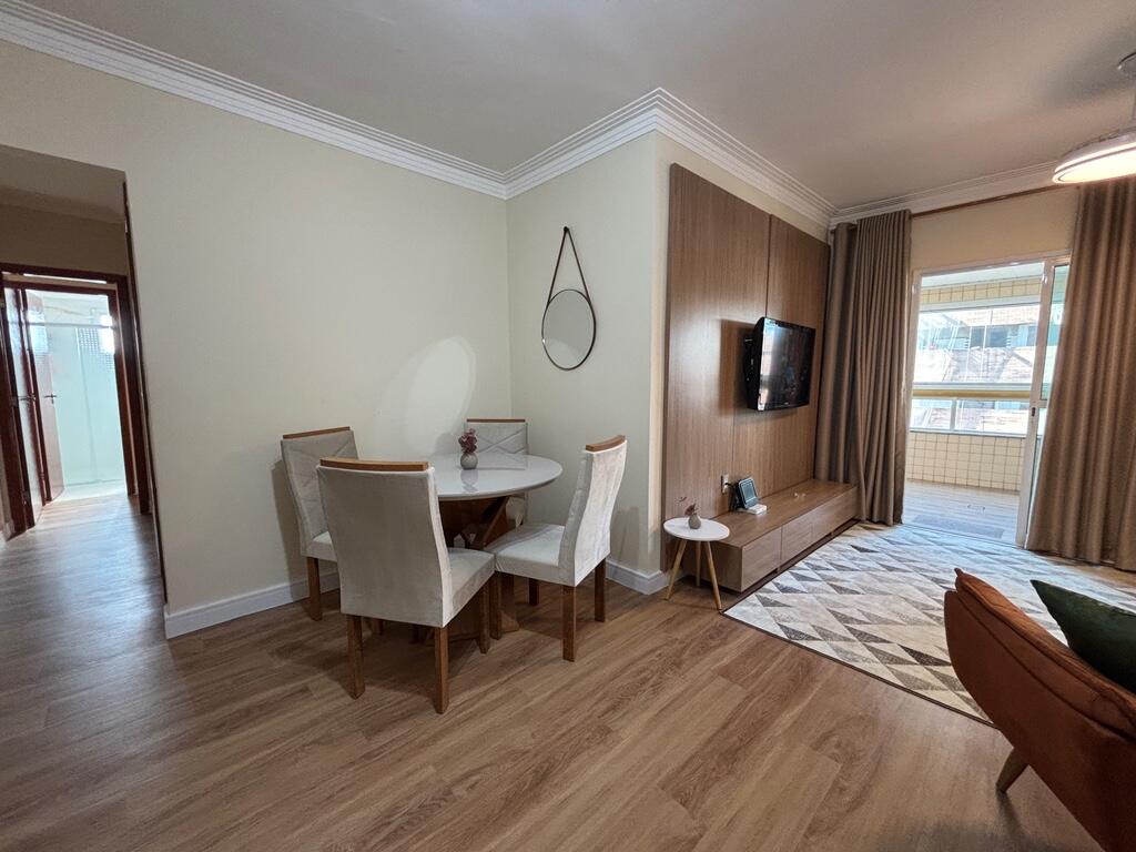 Apartamento com 2 quartos e 98 m² em Vila Caiçara, Praia Grande