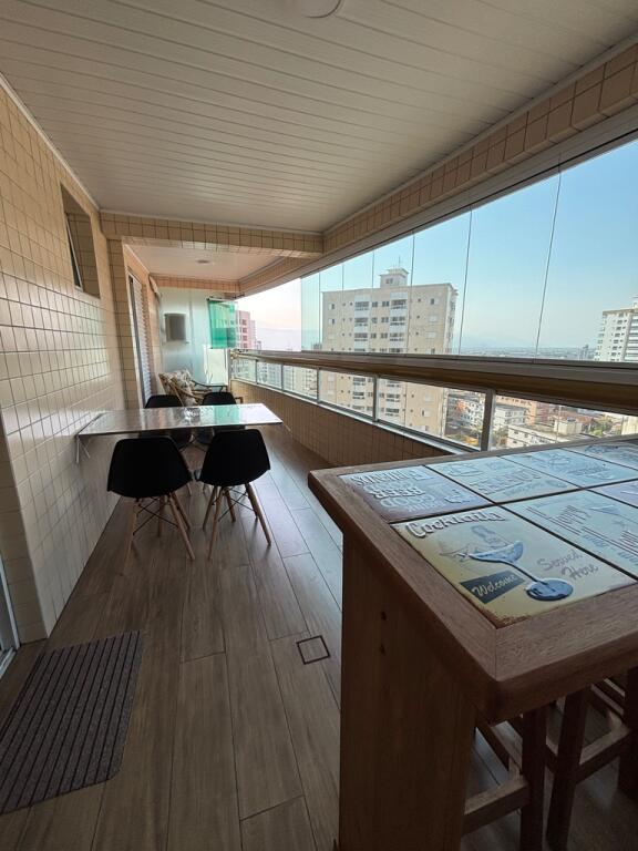 Apartamento com 2 quartos e 98 m² em Vila Caiçara, Praia Grande