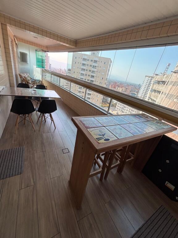 Apartamento com 2 quartos e 98 m² em Vila Caiçara, Praia Grande