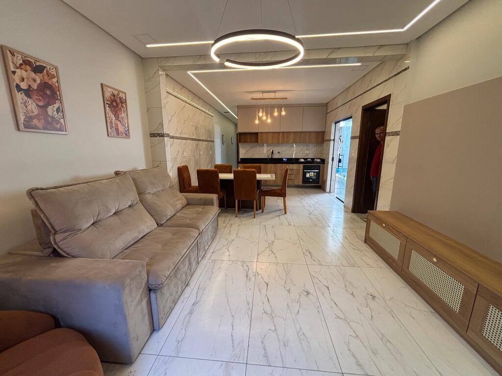 Casa com 3 quartos e 69 m² em Vila Caiçara, Praia Grande