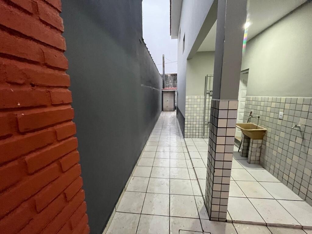 Casa com 3 quartos e 180 m² em Vila Atlântica, Praia Grande