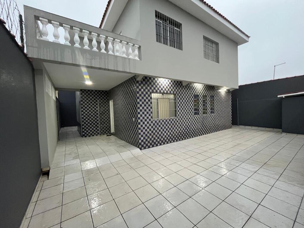 Casa com 3 quartos e 180 m² em Vila Atlântica, Praia Grande