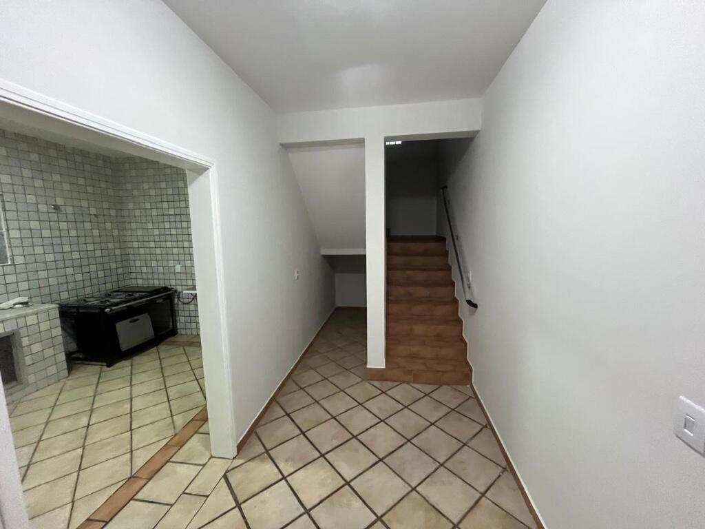 Casa com 3 quartos e 180 m² em Vila Atlântica, Praia Grande