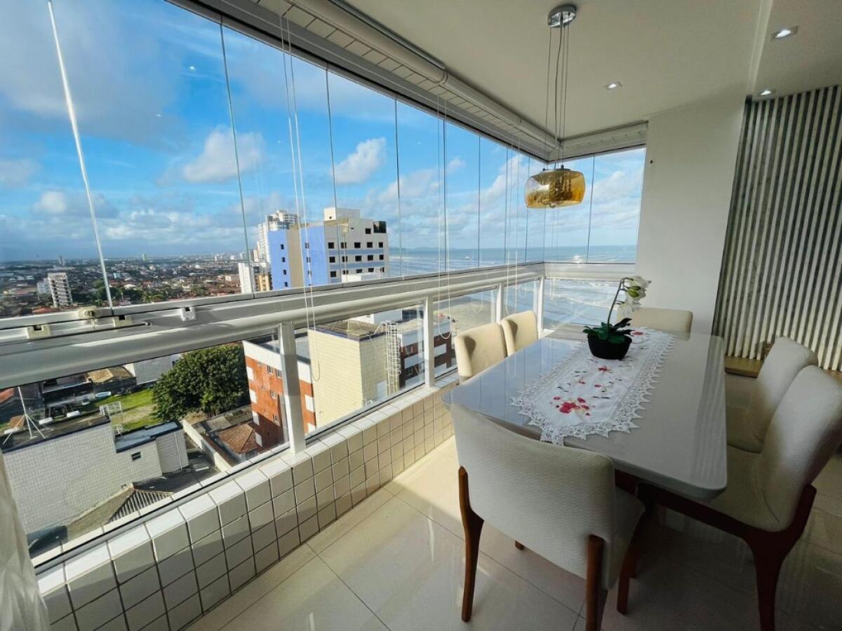 Apartamento com 3 quartos e 143 m² em Maracanã, Praia Grande