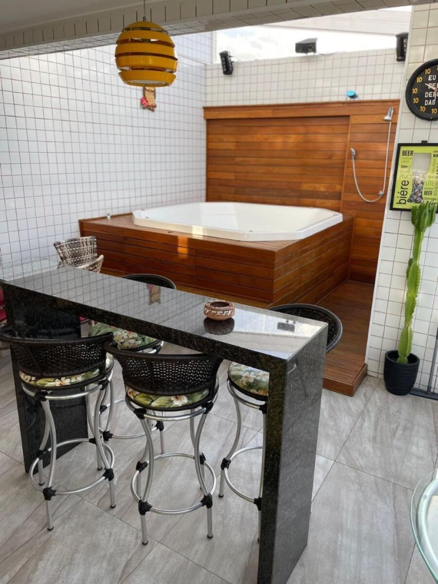 Apartamento com 3 quartos e 143 m² em Maracanã, Praia Grande