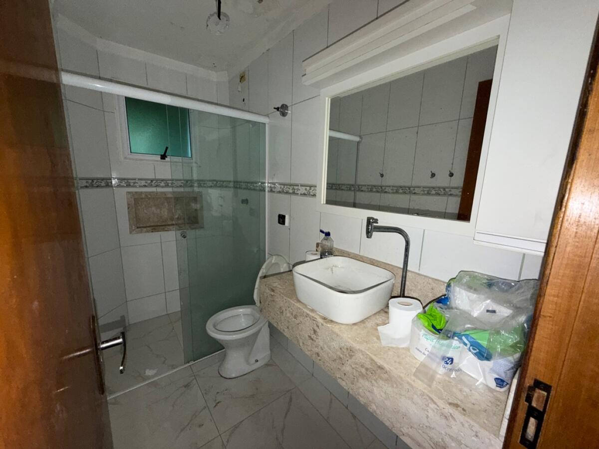 Casa com 4 quartos e 133 m² em Solemar, Praia Grande
