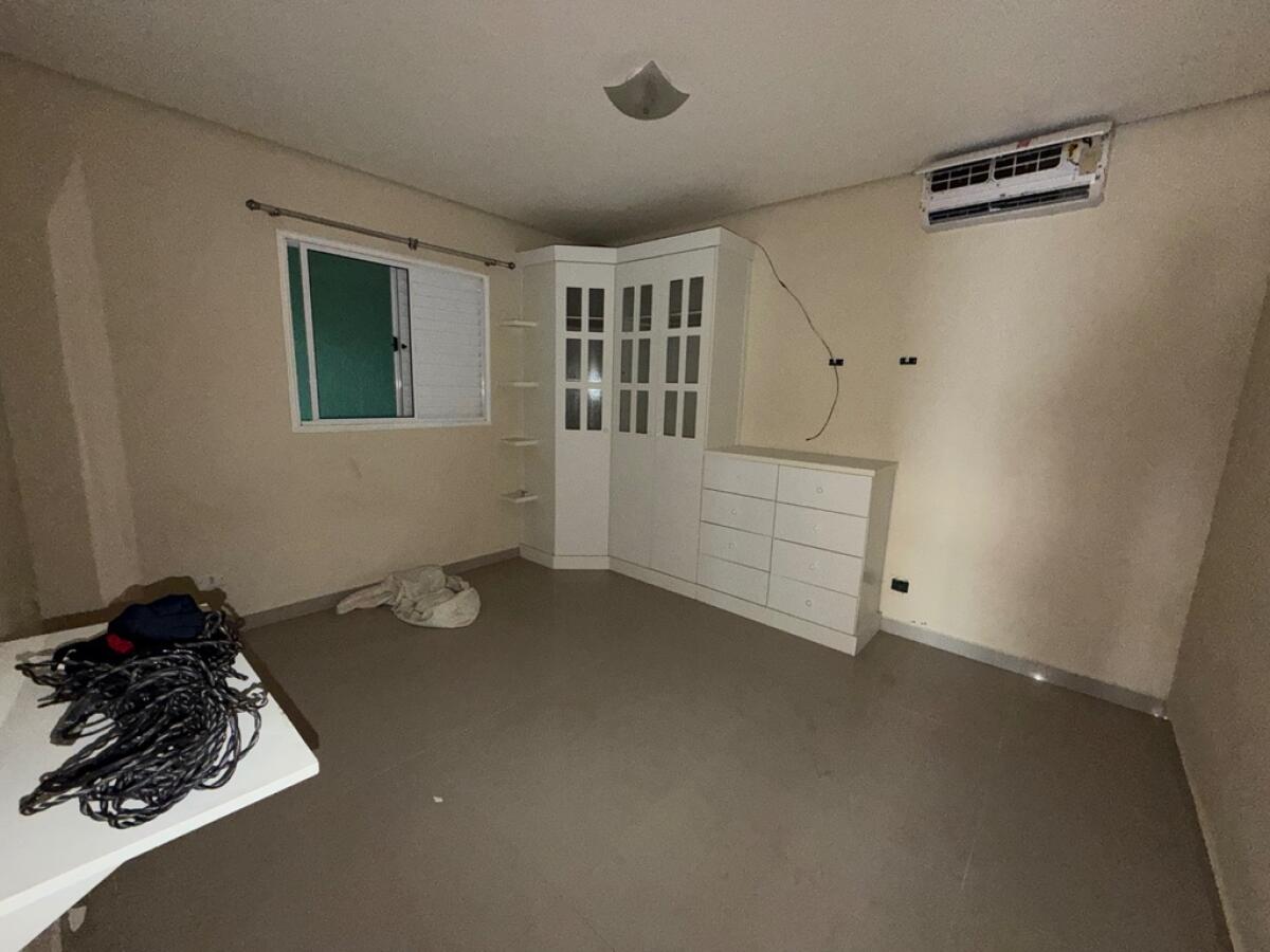 Casa com 4 quartos e 133 m² em Solemar, Praia Grande