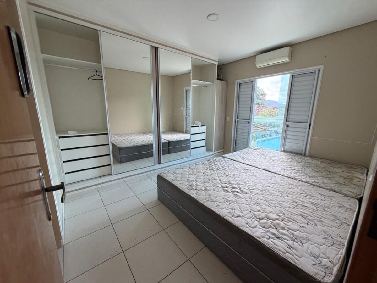 Casa com 4 quartos e 133 m² em Solemar, Praia Grande